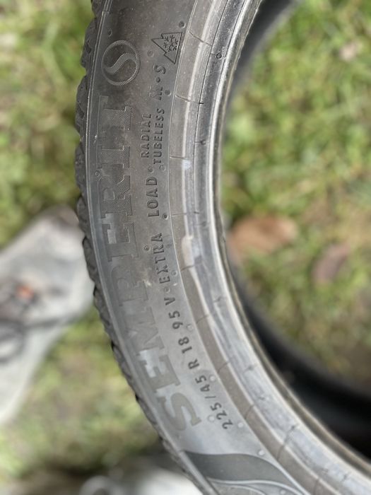 225/45/r18 anvelopa iarna