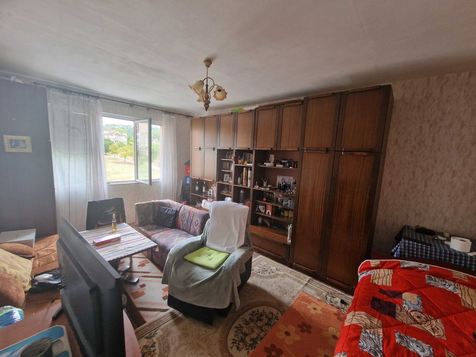 Гарсониера за продажба в кв. Еленово, гр. Благоевград.