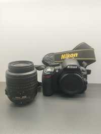 Body Nikon D3100 + Obiectiv AF-S 18-55mm