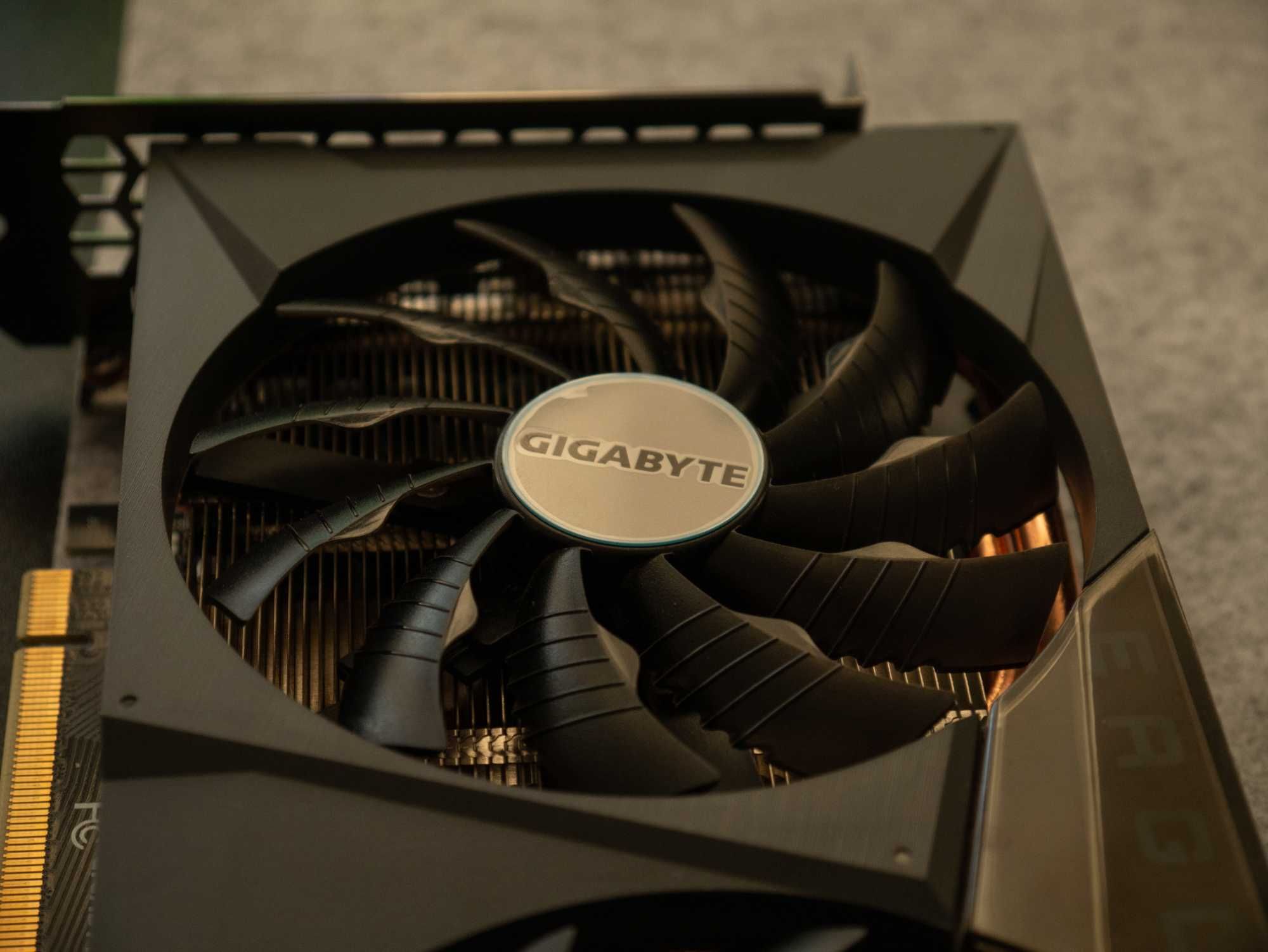 Placa video Gigabyte NVidia Geforce RTX 3060 Ti 8Gb Eagle OC Rev. 2