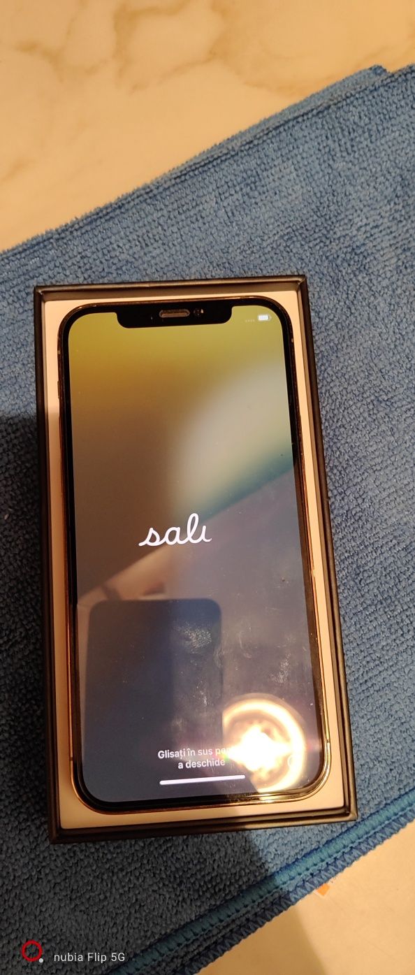 iPhone 12 pro golf in stare buna