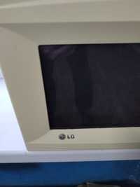 Микроволновая печь марки LG