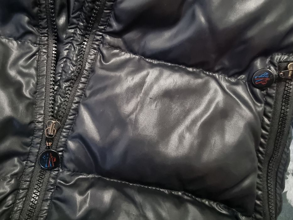 Оригинално яке Moncler -пух естествен косъм
