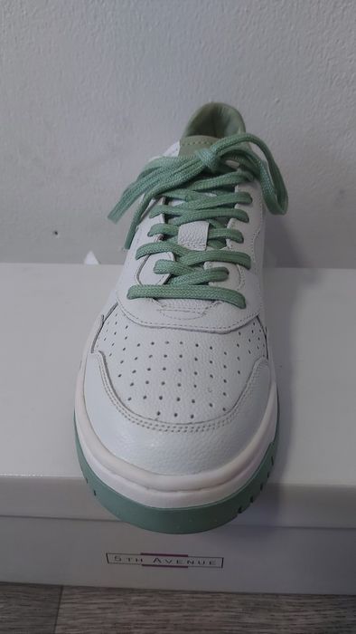 Pantofi sport din piele