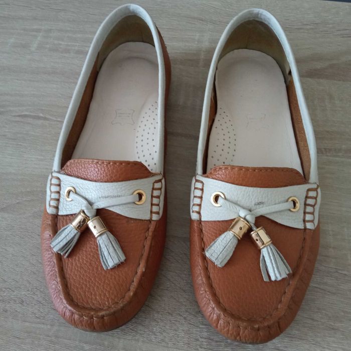 Кожени мокасини размер 37