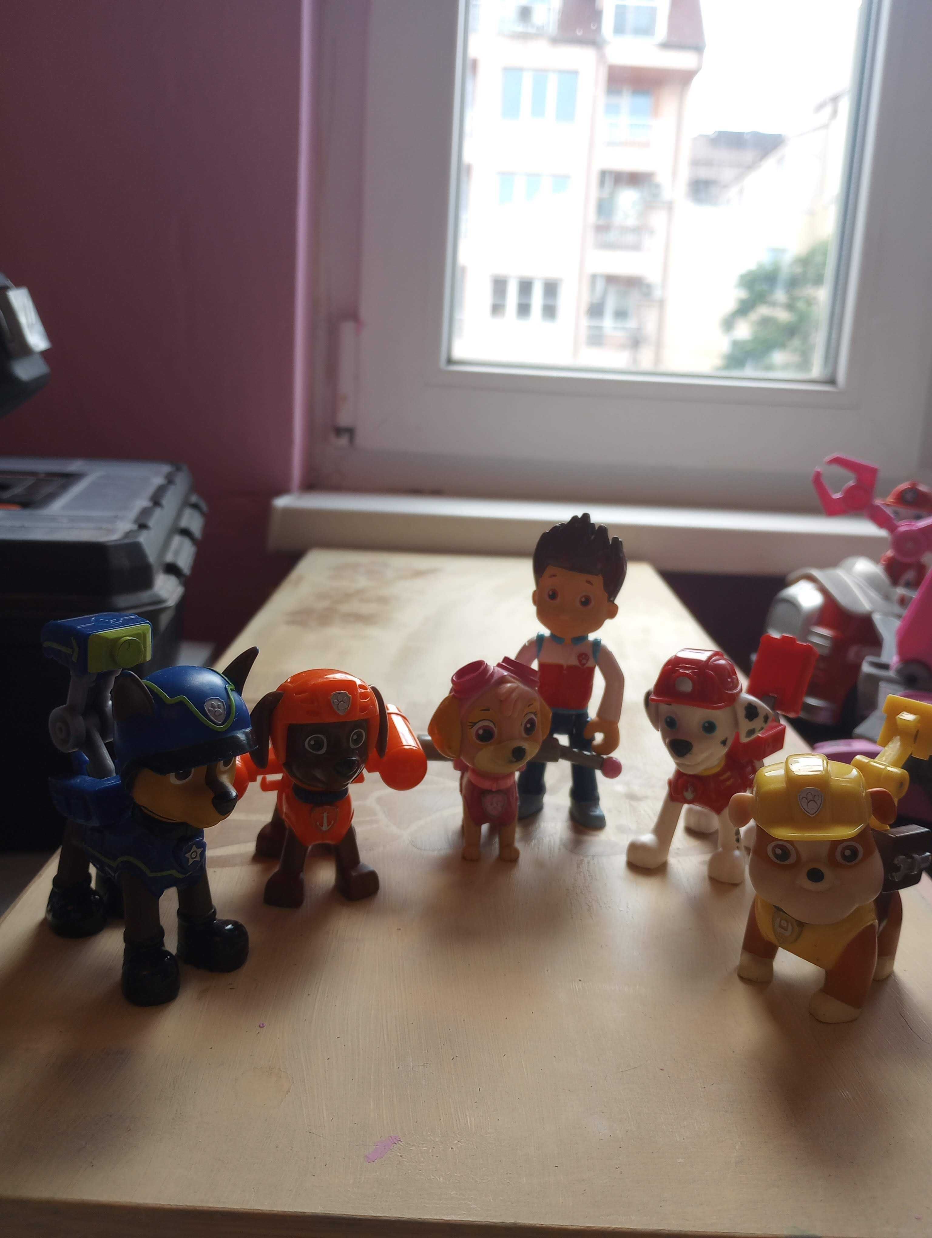 Голям комплект Пес патрул - Paw patrol, база, таблет на Райдър, пирати