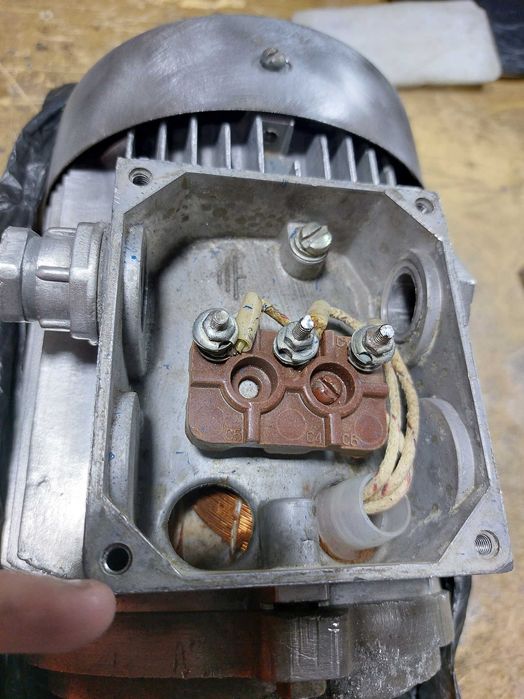 Электродвигатель мотор асинхронный