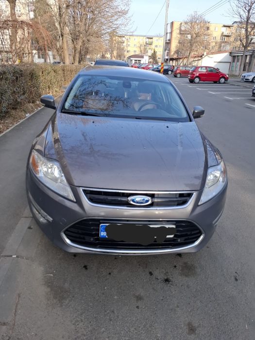 Vând Ford Mondeo 2011 2.0 benzină