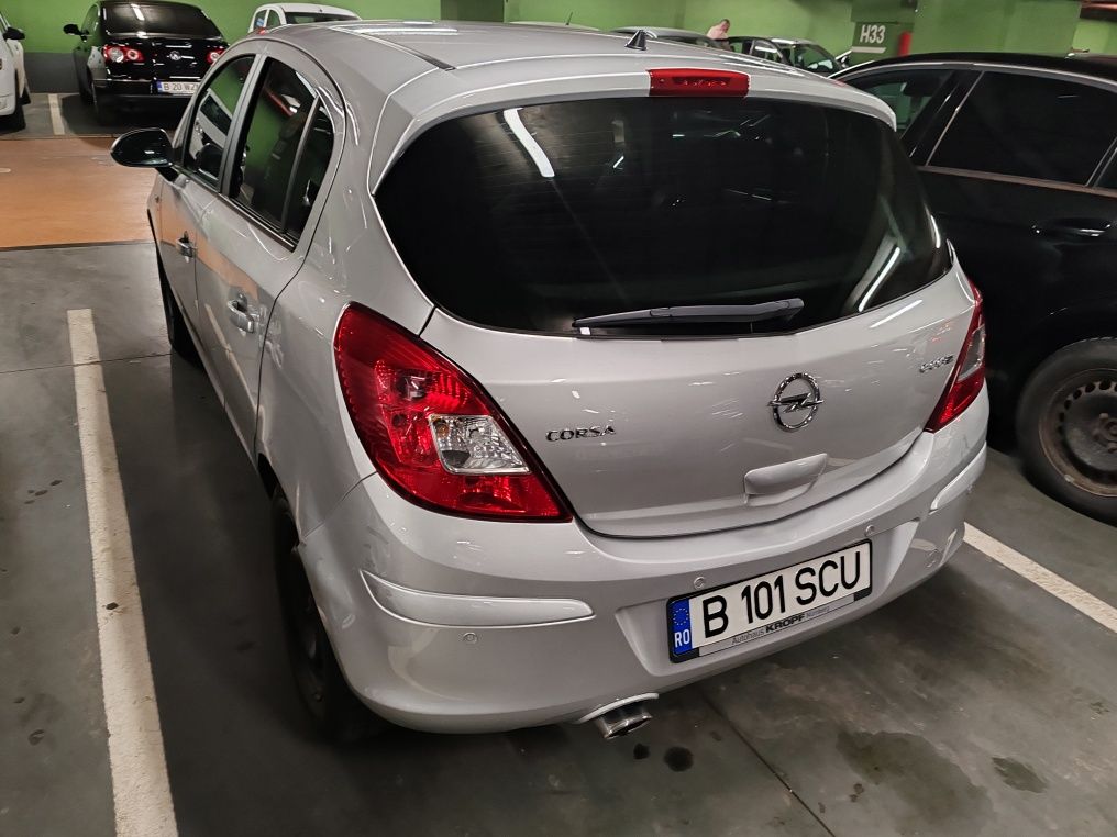 Vând Opel Corsa D