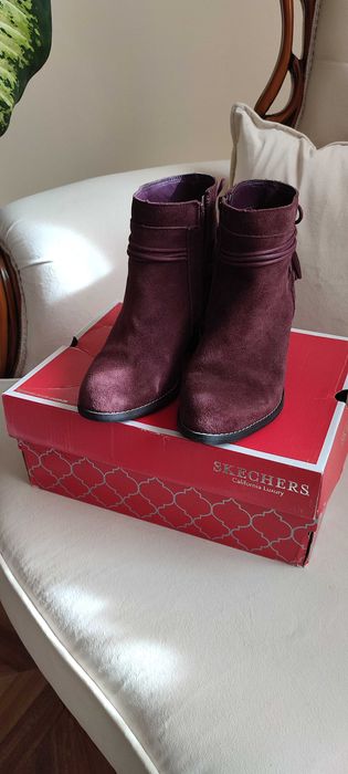 Ghete din piele,marca Skechers,mărimea 38