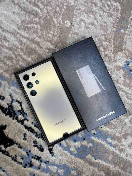 Samsung galaxy s24 ultra 12/256gb ideal 10/10
12/256GB