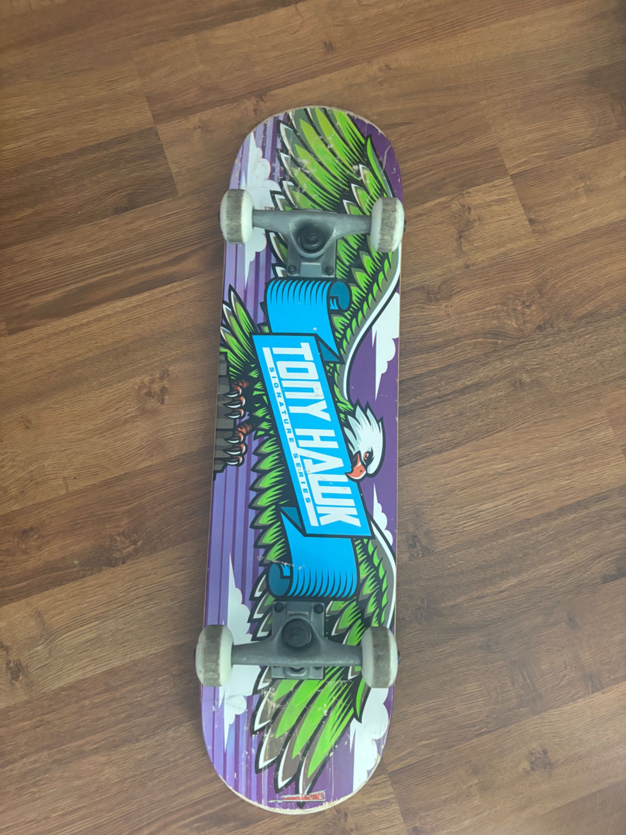 Skateboard tony hawk