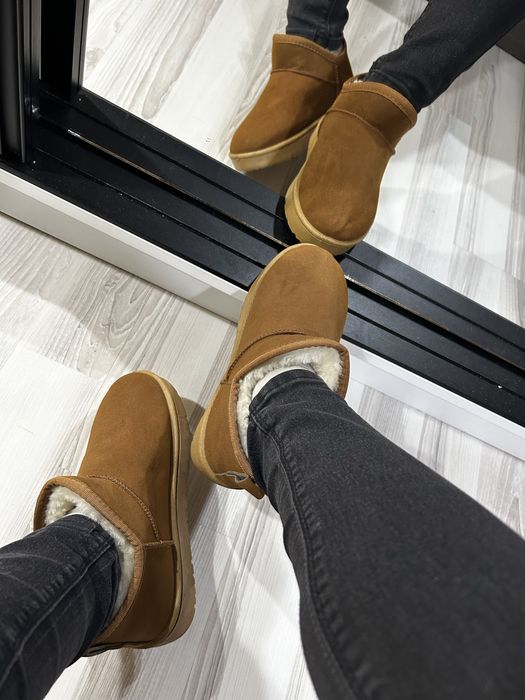 Ghete imblanite stil Ugg