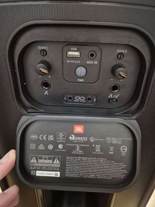 Jbl Partybox 710 800watts