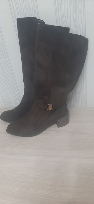 Сапоги осенние женские