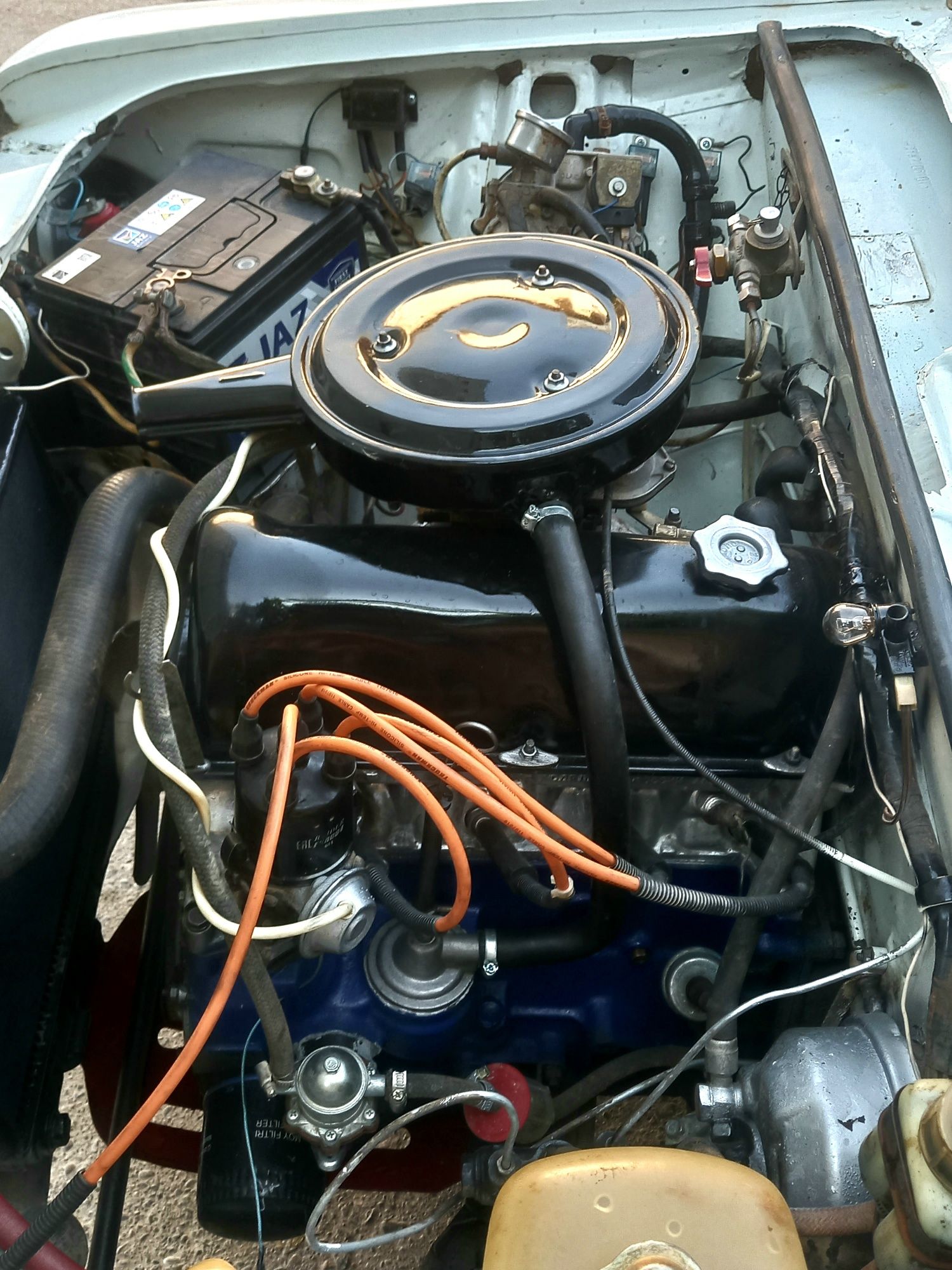 Vaz 2106 sotiladi
