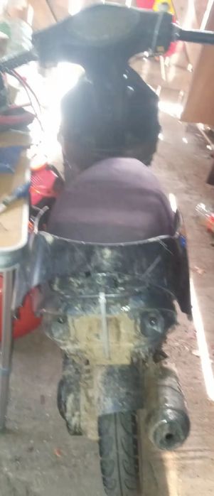 Scuter cu motor de 50 cc + un atv de 107 cc
