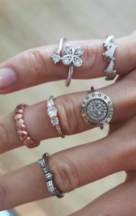 Pandora сребро обеци и пръстени