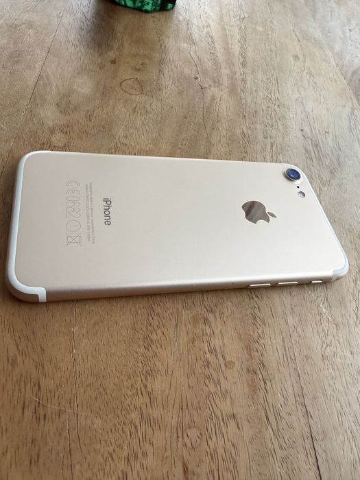 Iphone 7, 64 gb, Gold. IMPECABIL