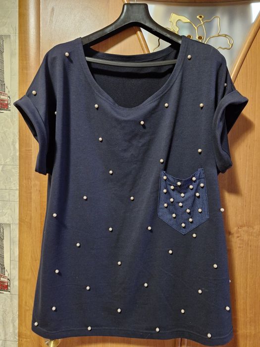 Продам костюм женский