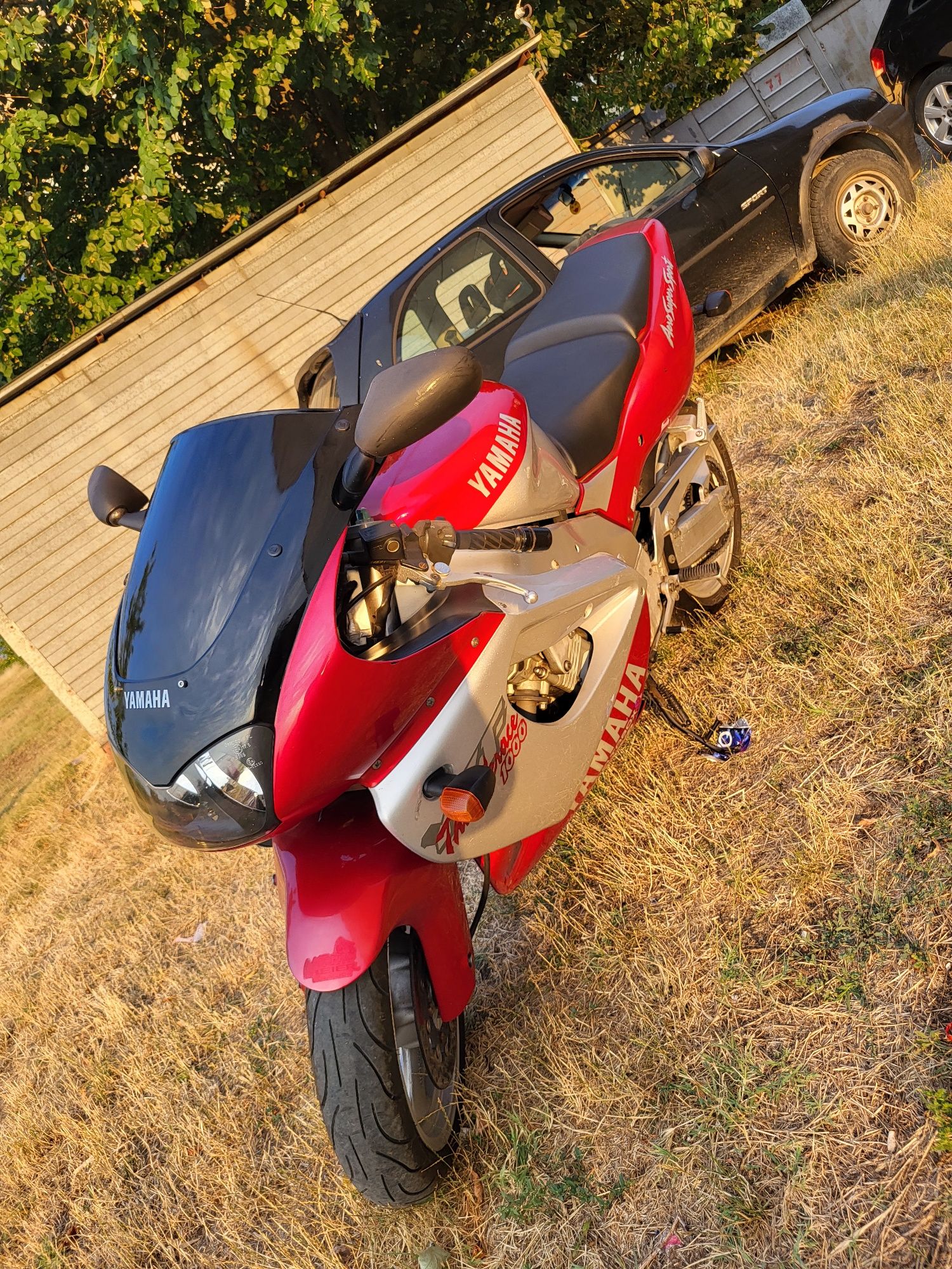 Yamaha YZF 1000 R