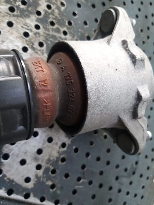 Amortizor spate mercedes cla x117 a1763240307