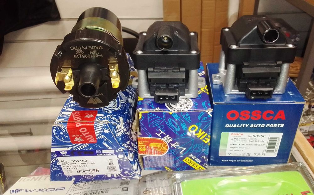 Катушка зажигания коммутатор Ауди 80 100. Фольксваген Пассат Гольф