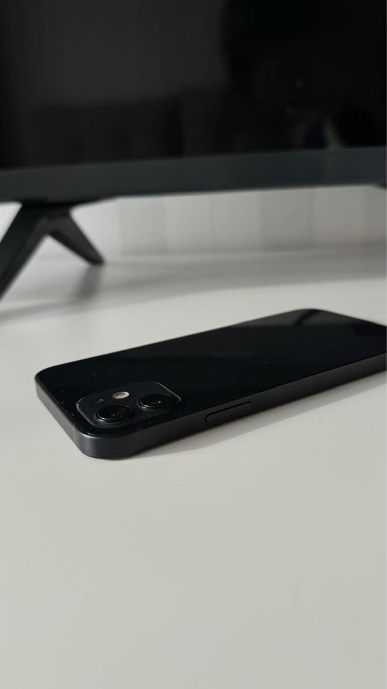 Iphone 12 black 64 gb