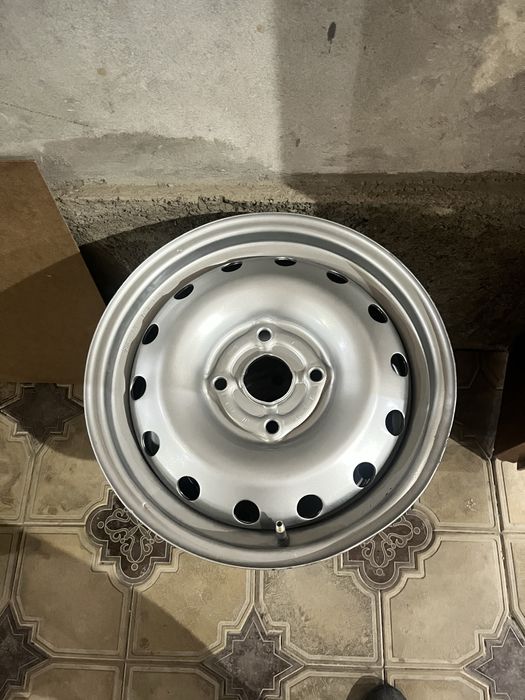 Diska R 15 lacettida turgan