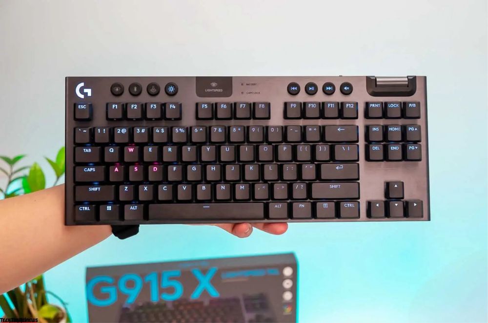 Tastatura mecanica Logitech G915 X TKL - noua