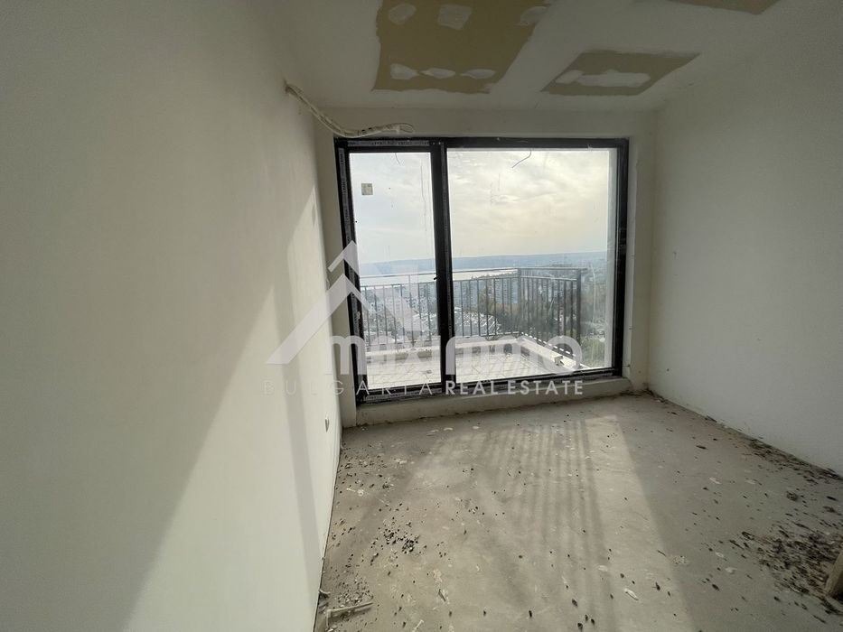 Продава се Мезонет в Варна, Бриз - 230 кв.м за 2087 €/кв.м - Снимка #4