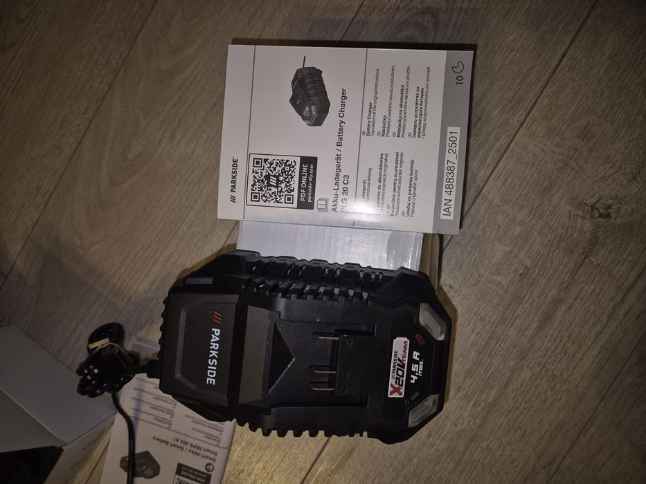 Incarcator Parkside Performance rapid 4.5 ah sigilat