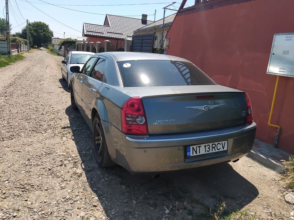 Chrysler 300C 230hp