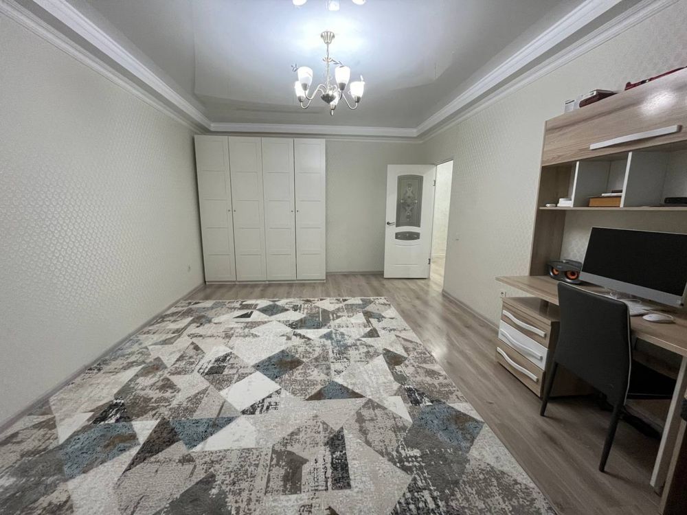 Продается  ковер