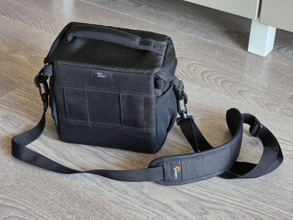 Lowepro Nova 140 AW II