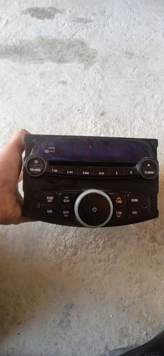 Spark magnitafon sotiladi