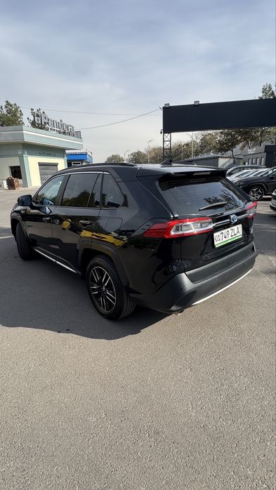 Toyota Wild Lander Gibrid