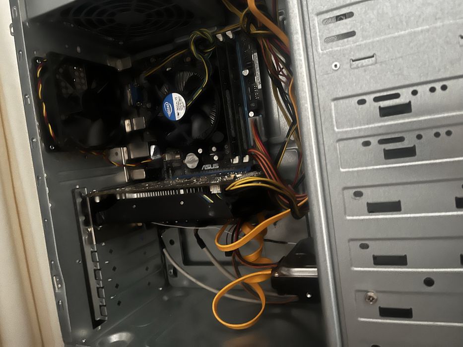 Продам компьютер в хорошем состоянии