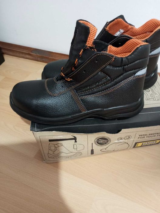 Работни обувки 42