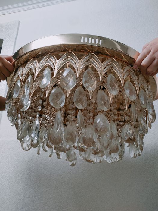 Люстра сатылады 20000