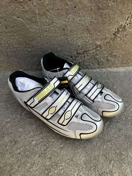 Продаются велотуфли