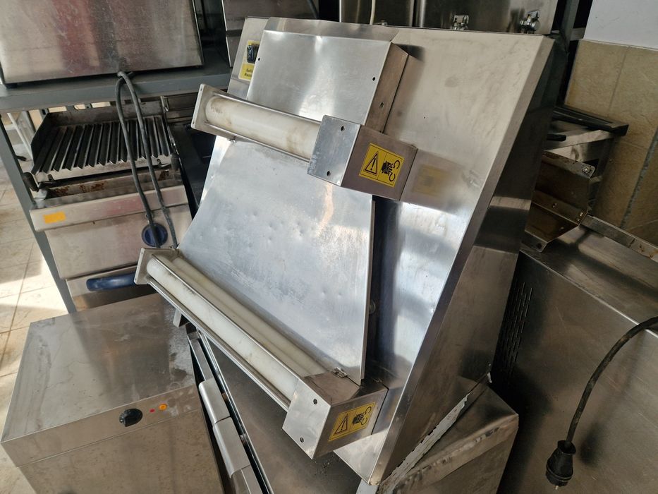 Intinzator aluat, Grill gaz sau electric de banc la 380v, neted și str