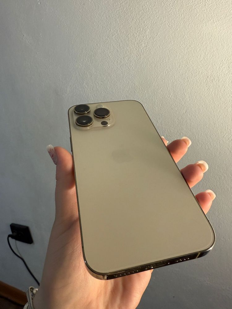 14 Pro Max/256gb/89% viata bateriei/ca nou/liber de retea