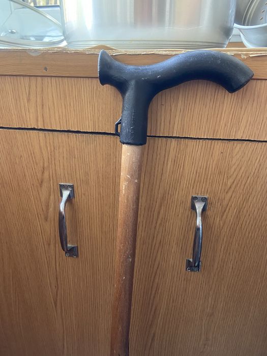 Трость деревянная