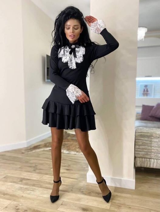 Черна рокля с дантела, размер М