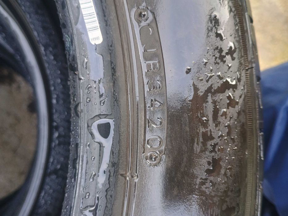 Bridgestone 215 55 18