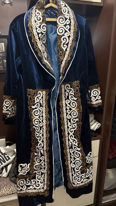 Казахский шапан и колпак