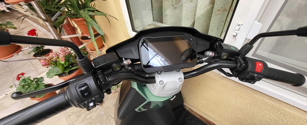 Scuter Piaggio 1+ plus