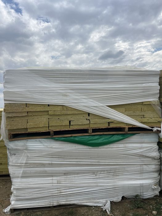 Vand vata bazaltica minerala