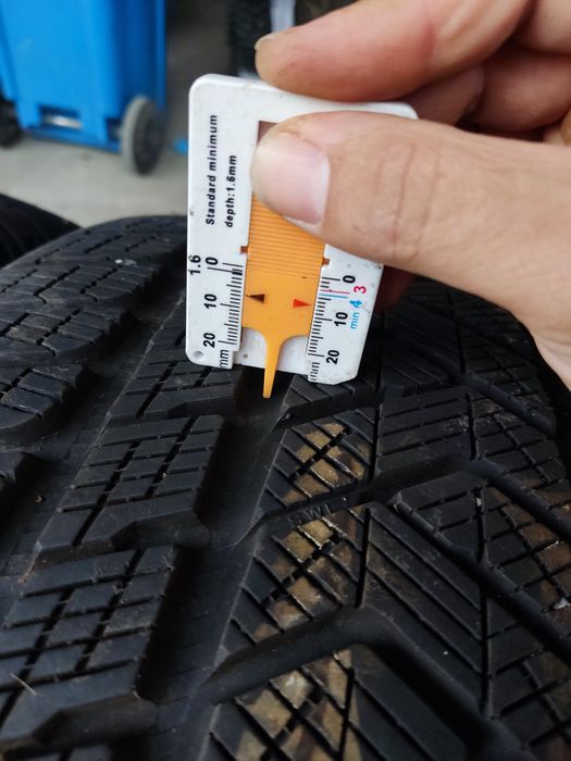 275 45 20 и 305 40 20 Pirelli зимни